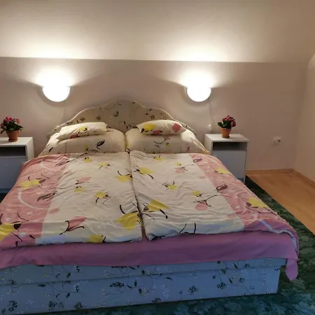 Samadare Haz Apartment Alsopahok